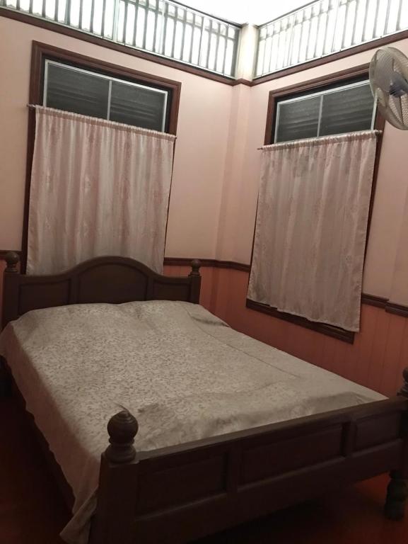 Baan Lotus Guest House - 8