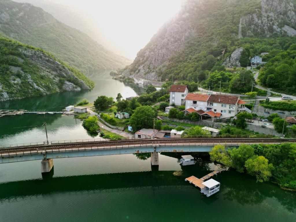 Příroda nedaleko chaty