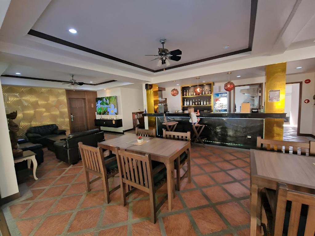 Ratana Hill Patong - Resim 8