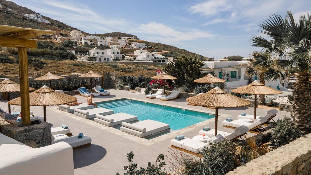 Bassein majutusasutuses Naxos Cave Suites või selle lähedal