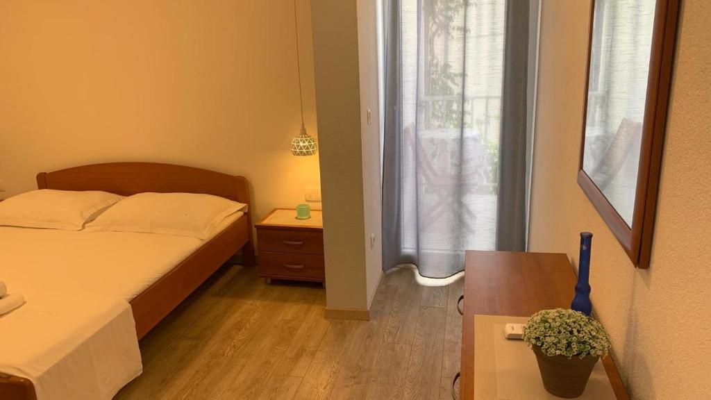 Apartments Leut - Apartamento Con Balcón