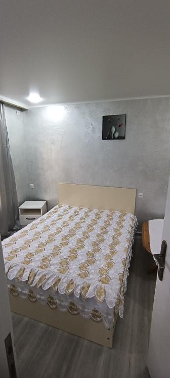 Llit o llits en una habitació de Hotel Prince