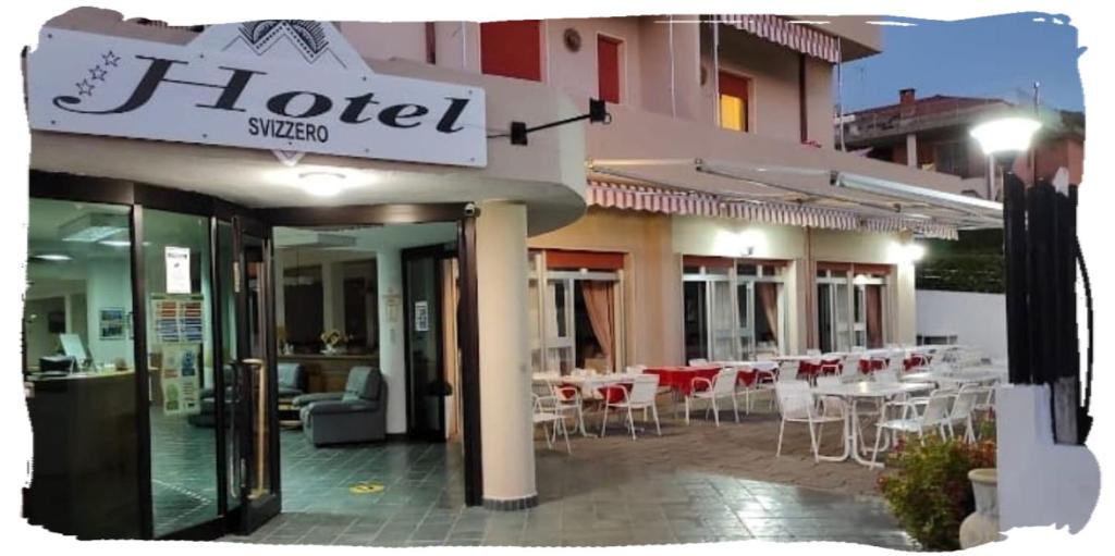 Restaurace v ubytování Hotel Svizzero