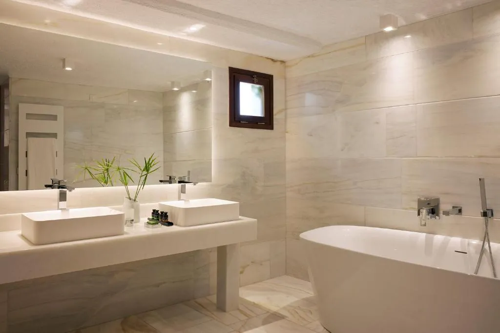 2-Bedroom Royalty Villa