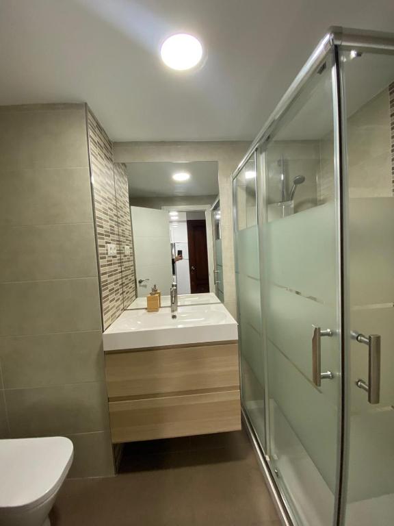 Kúpeľňa v ubytovaní Apartamentos Chinasolymar
