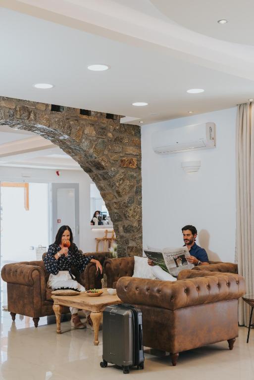 Posezení v ubytování Naxos Grand Hotel