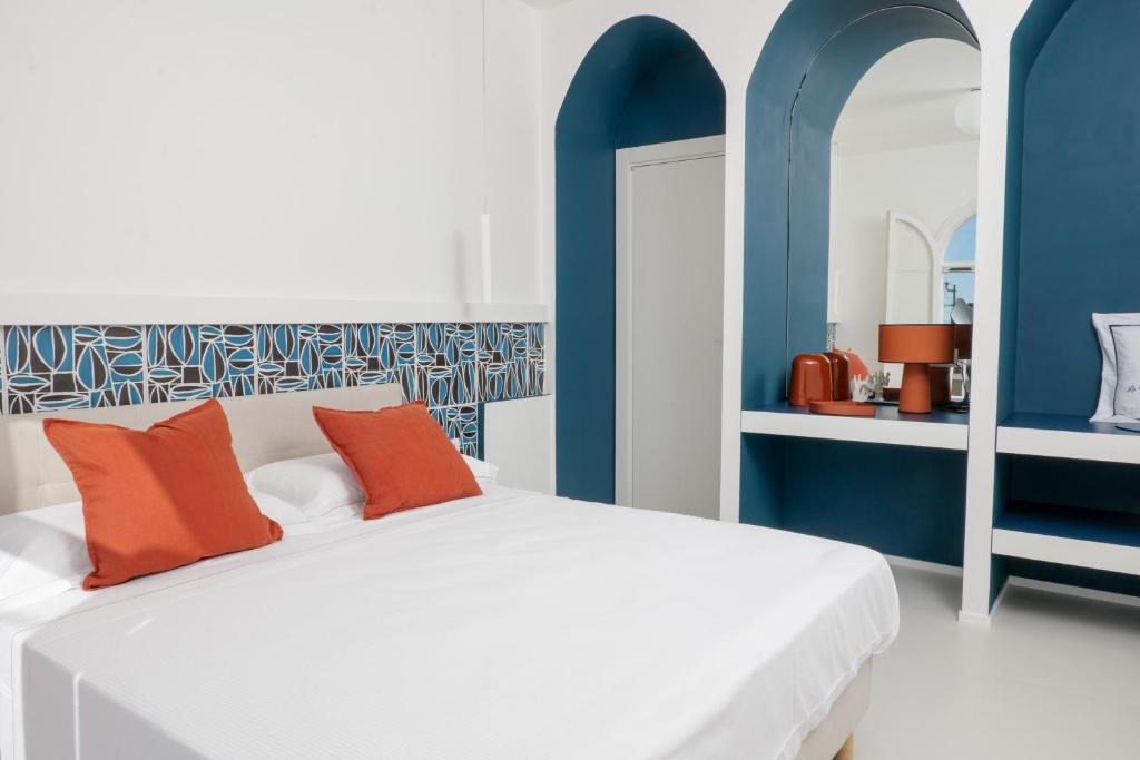 La Maison De La Ville - Deluxe Double Room With Balcony And Sea View