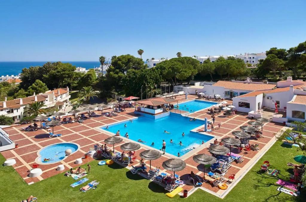 Bazén v ubytování Sea View One Bedroom with Swimming Pool Ponce 282 nebo v jeho okolí