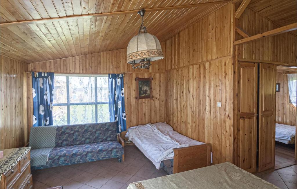 Posteľ alebo postele v izbe v ubytovaní 1 Bedroom Stunning Home In Wilczeta