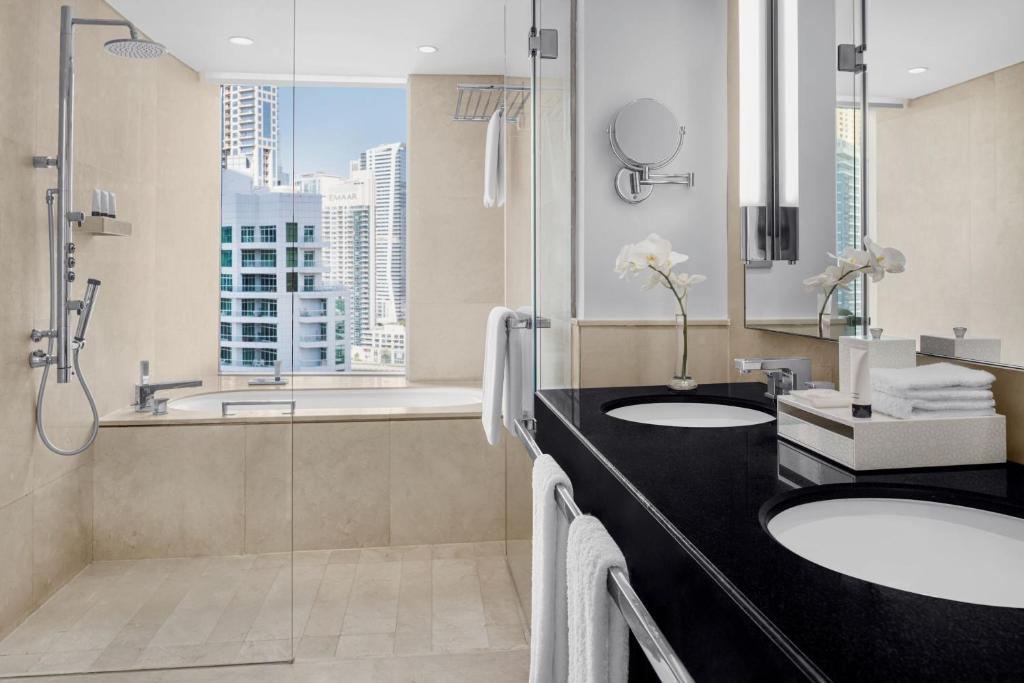 JW Marriott Hotel Marina - Resim 32