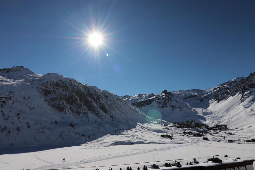 Zdjęcie z galerii obiektu Résidence Bec Rouge - Appartement rénové·Skis aux pieds·Balcon MAE-7434 w mieście Tignes
