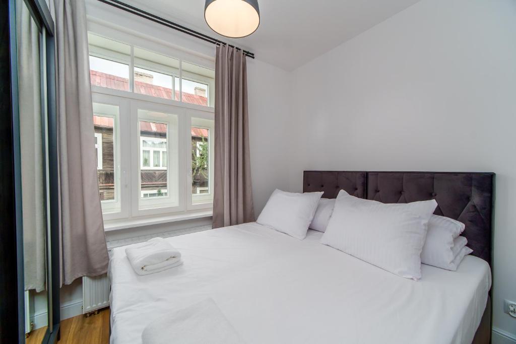 Złota 8 Apartments - 19