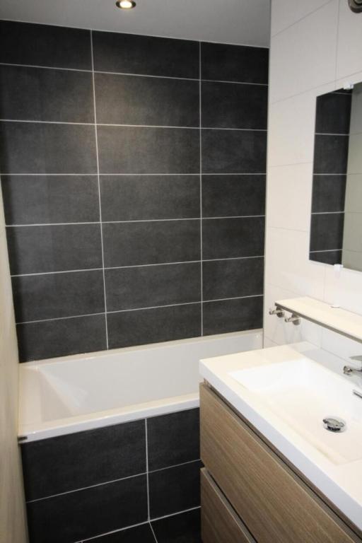 Kúpeľňa v ubytovaní Le Pramecou - Dans une residence calme a proximité des pistes MAE-5024