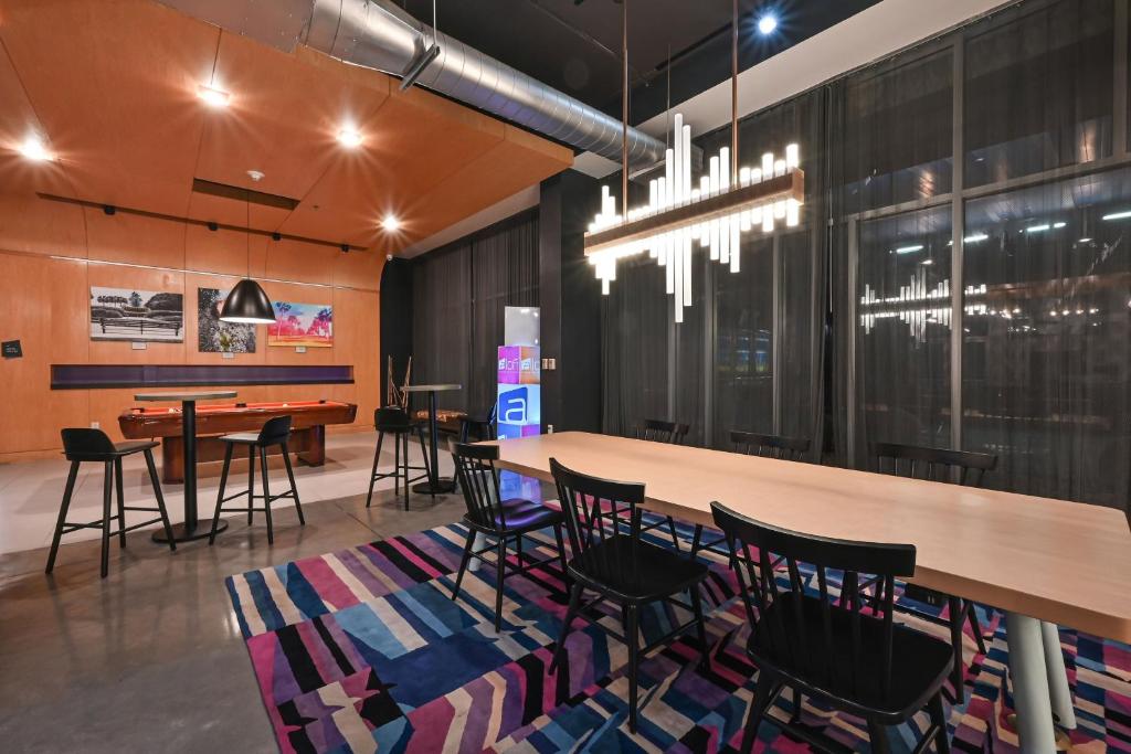 Aloft by Marriott Charleston Airport & Convention Center photo