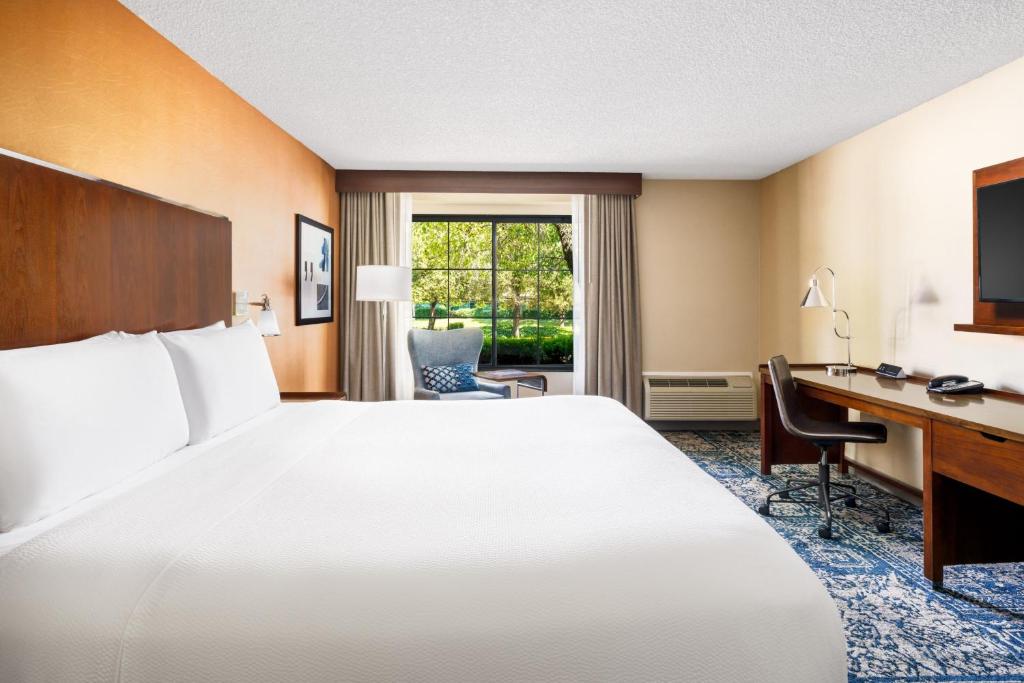 Four Points by Sheraton Pleasanton photo