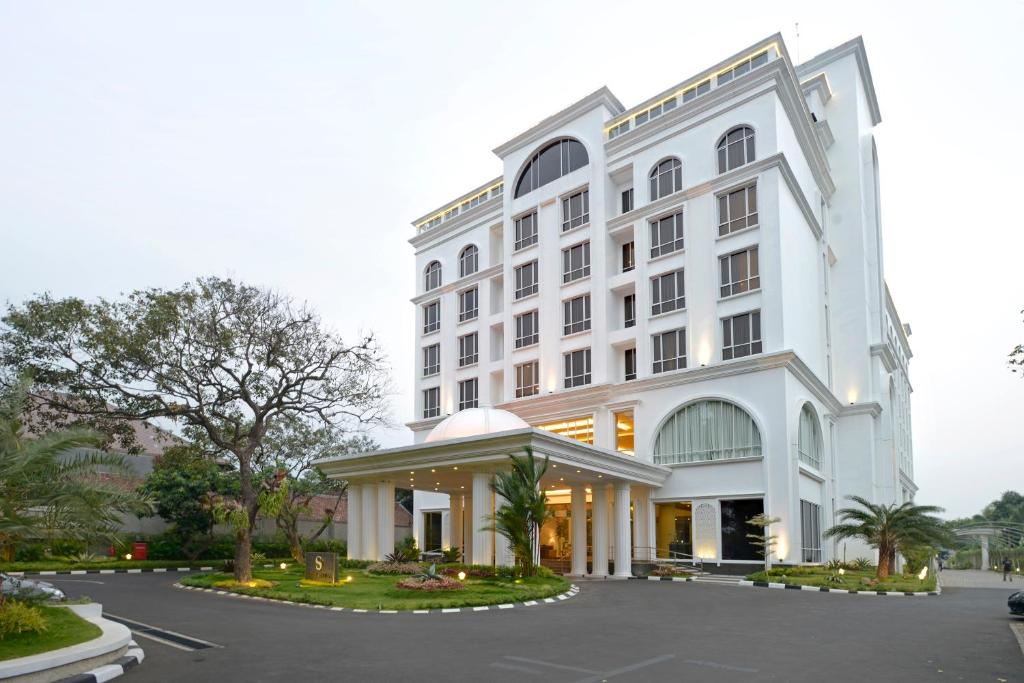 Gallery image of The Sahira Hotel Syariah in Bogor