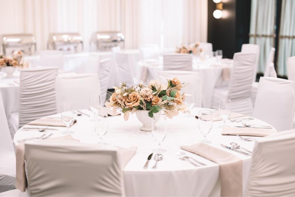 Courtyard by Marriott Calgary South - Resim 37