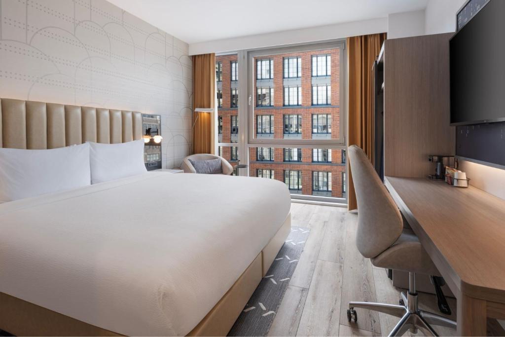 Courtyard by Marriott New York Manhattan / Soho - King Room - High Floor