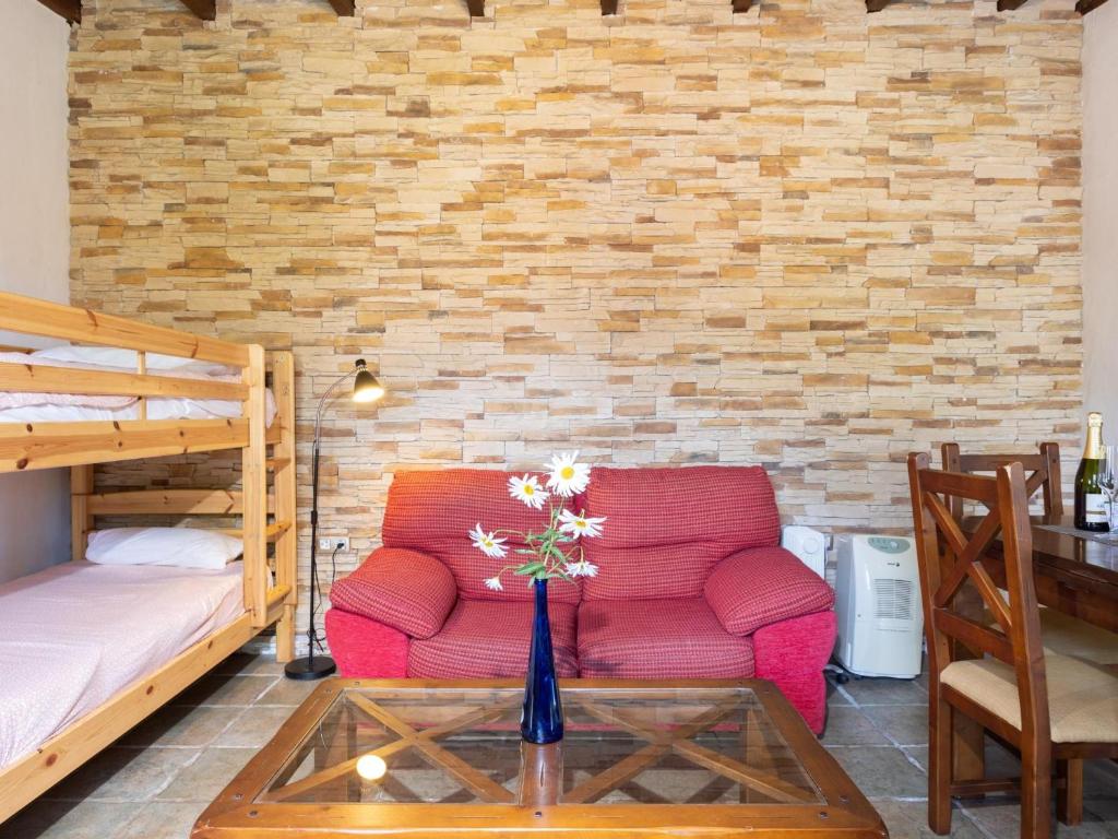 Posteľ alebo postele v izbe v ubytovaní Casa rural con piscina climatizada y jardín en Icod de los Vinos - ES-279-18