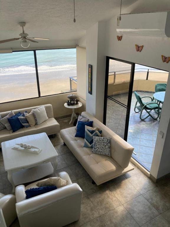 Duplex PH 8 pers Tonsupa Playa Almendro