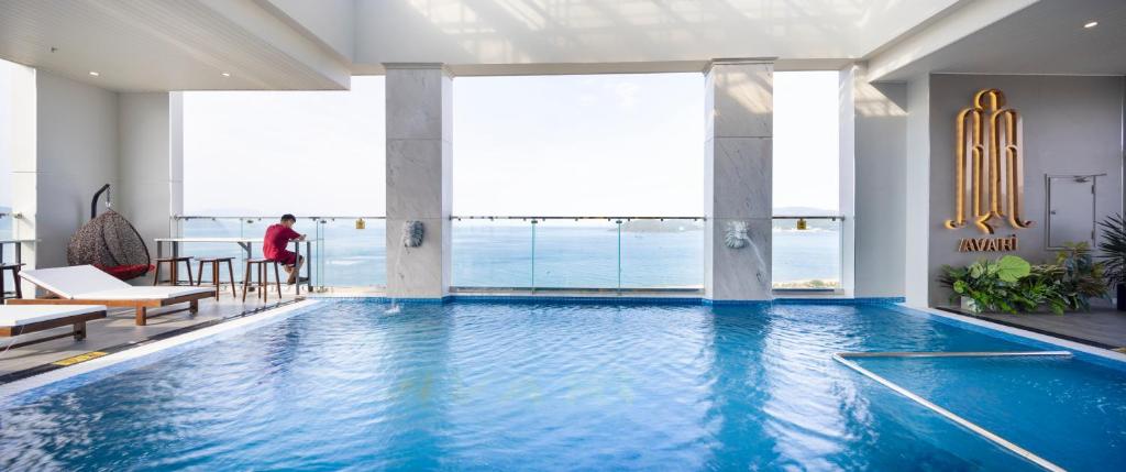 Bazén v ubytování Avari Hotel nebo v jeho okolí