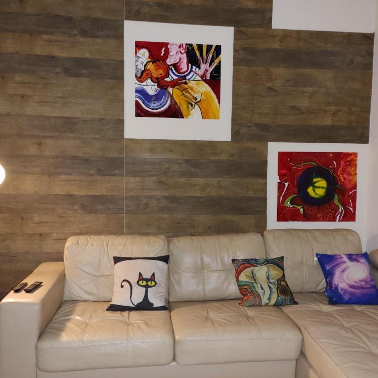 Imagen de la galería de Dans L'Atelier Hostel Unidade Porta Nova, en Braga