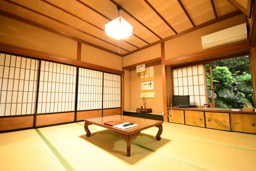 Fotografie z fotogalerie ubytování Koyasan Shukubo Fugenin v destinaci Kojasan