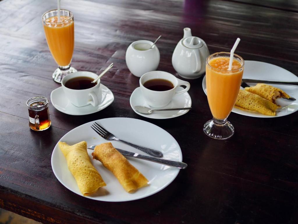 Bay Dreams Beach Hotel & Surf Camp - 15