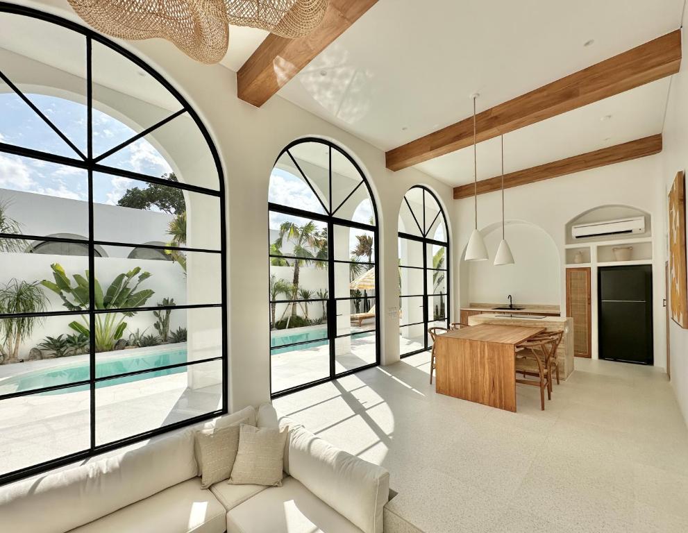 Dolce villas in Bingin - 16