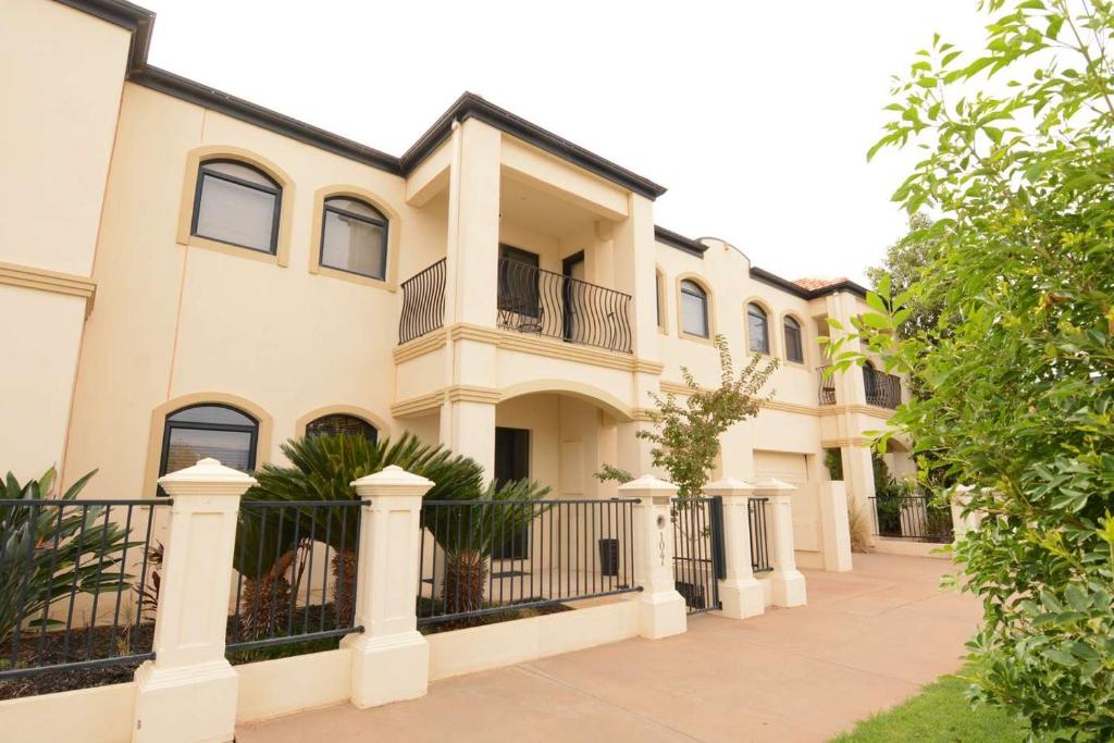 Imagine din galeria proprietății Villa 104 în Mildura