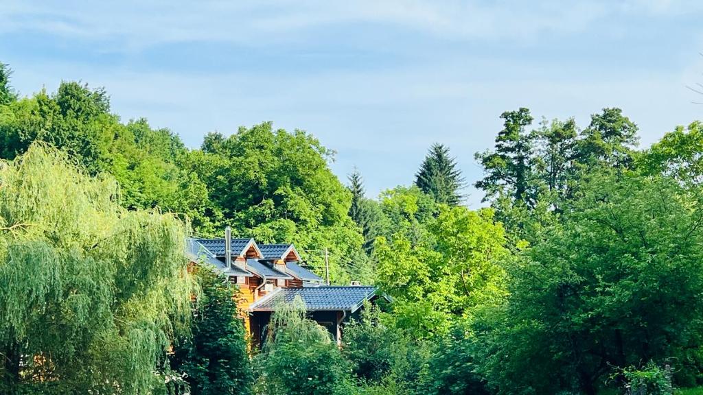 Kuća za odmor Čarolija - Housity