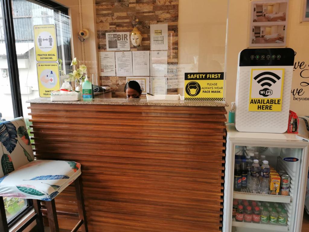 Kuchyň nebo kuchyňský kout v ubytování Acrige Apartelle at heart of Bogo City, Cebu