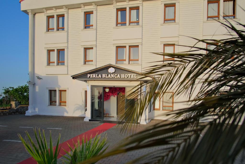 Budova, kde se aparthotel nachází