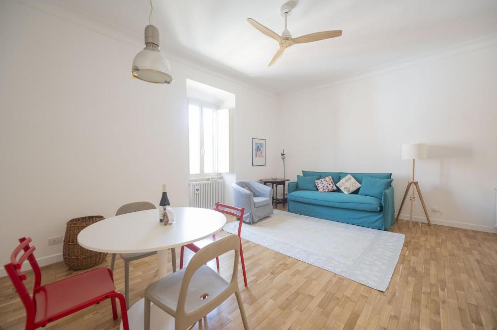 Bright and Lovely Apartment in San Lorenzo