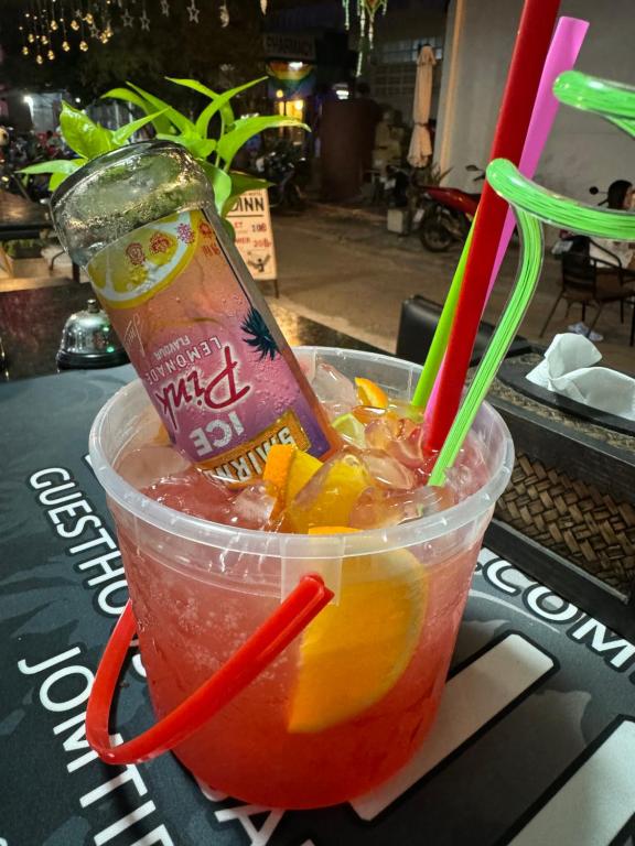 DDINN BEACH GUESTHOUSE - Resim 8