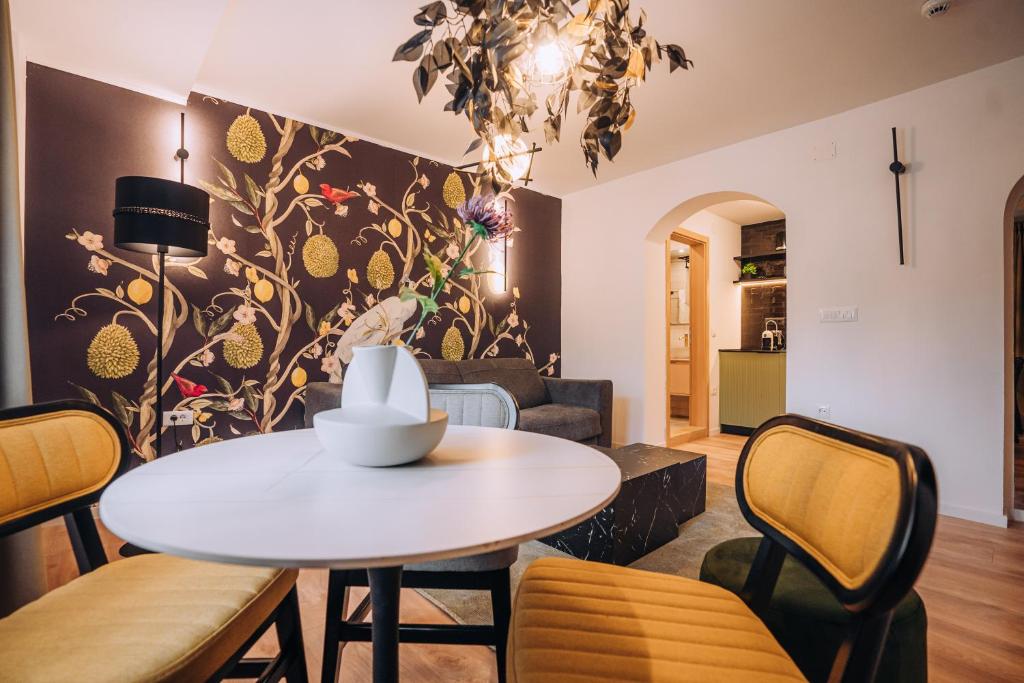 Villa Pupin Gorna Porta - Appartement Met Uitzicht Op Het Park