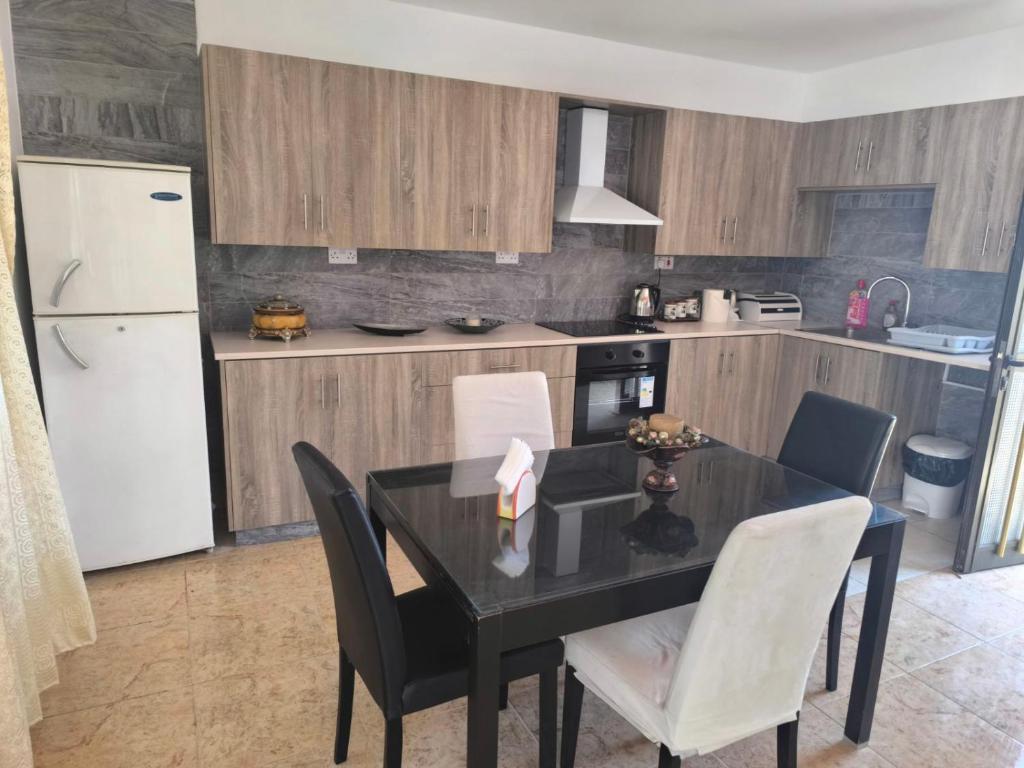 Katerina House