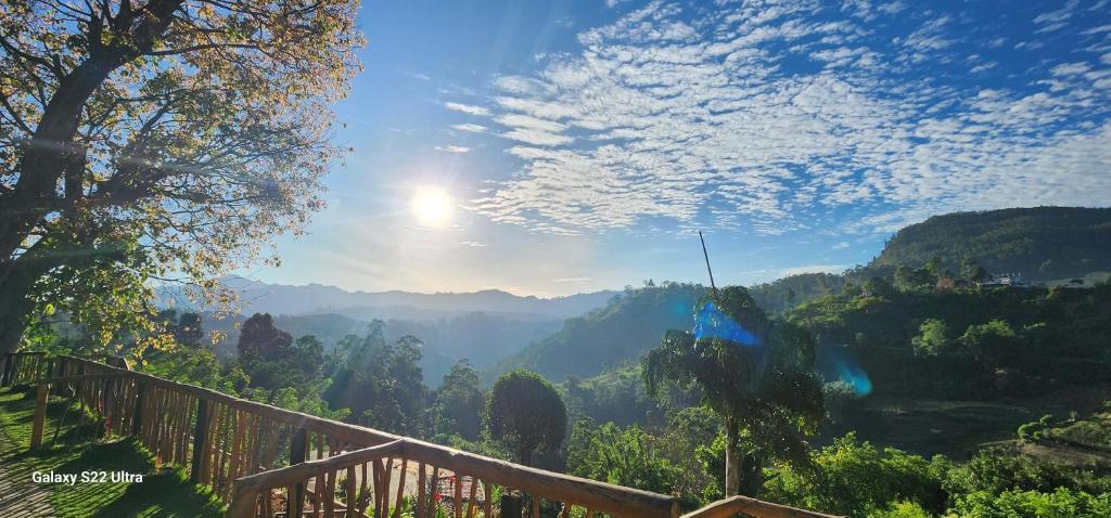 Rainbow Sky Cottage - 6