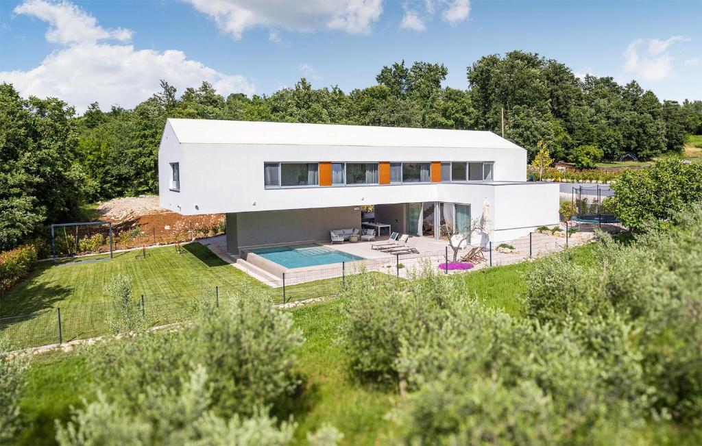 Kolam renang di atau dekat dengan Gorgeous Home In Ferenci