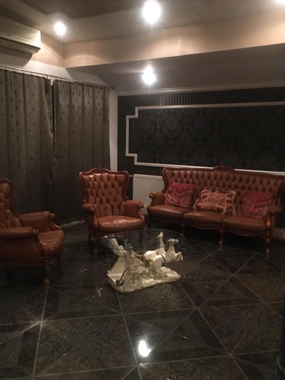 Posedenie v ubytovaní Ádám Apartmanház