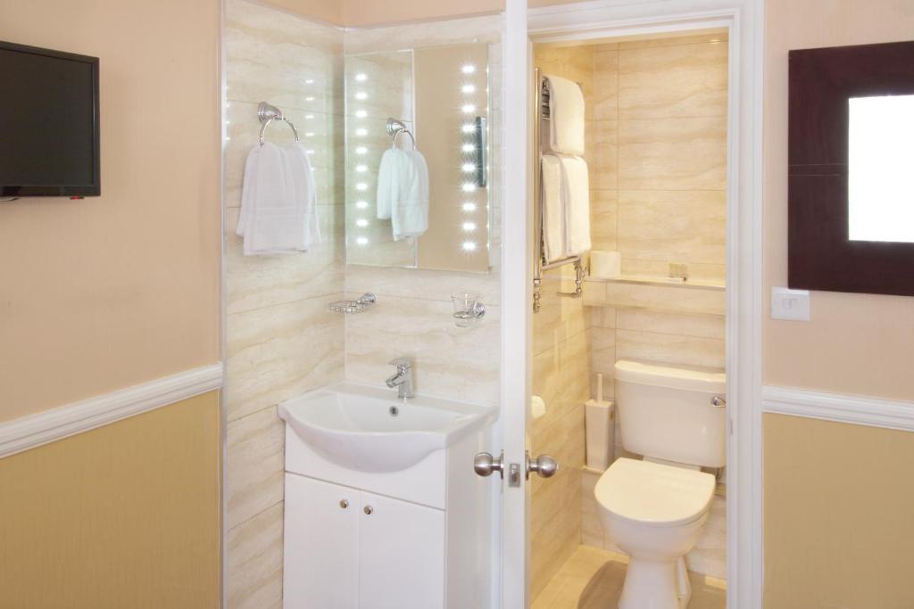 Balmoral House Hotel - Resim 16