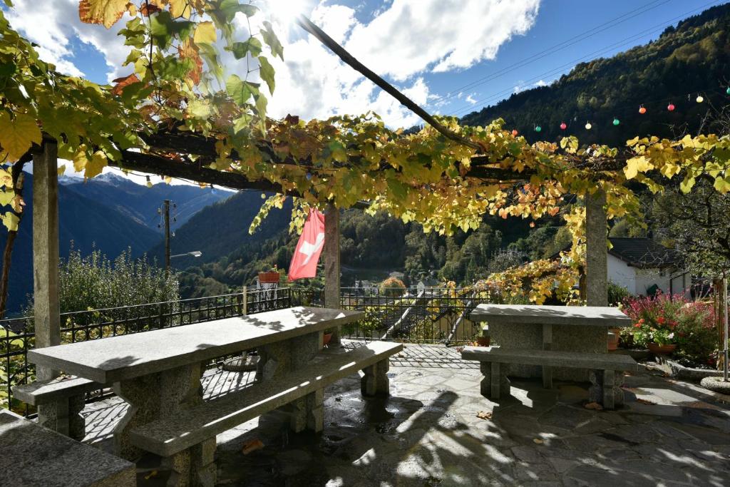 Nespecifikovaný výhled na hory nebo výhled na hory při pohledu z bed and breakfast