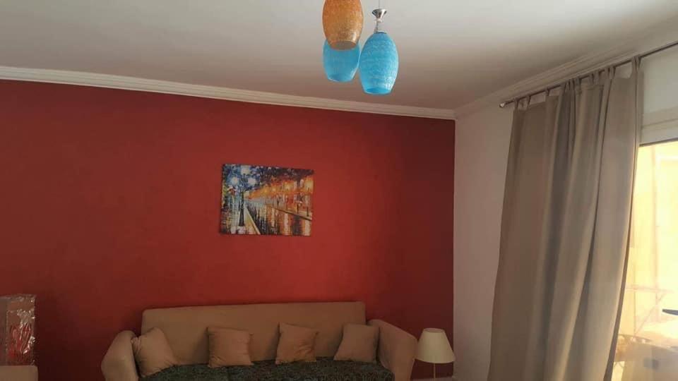 Postel nebo postele na pokoji v ubytování شاليه بقرية ديمورا للإيجار للعائلات