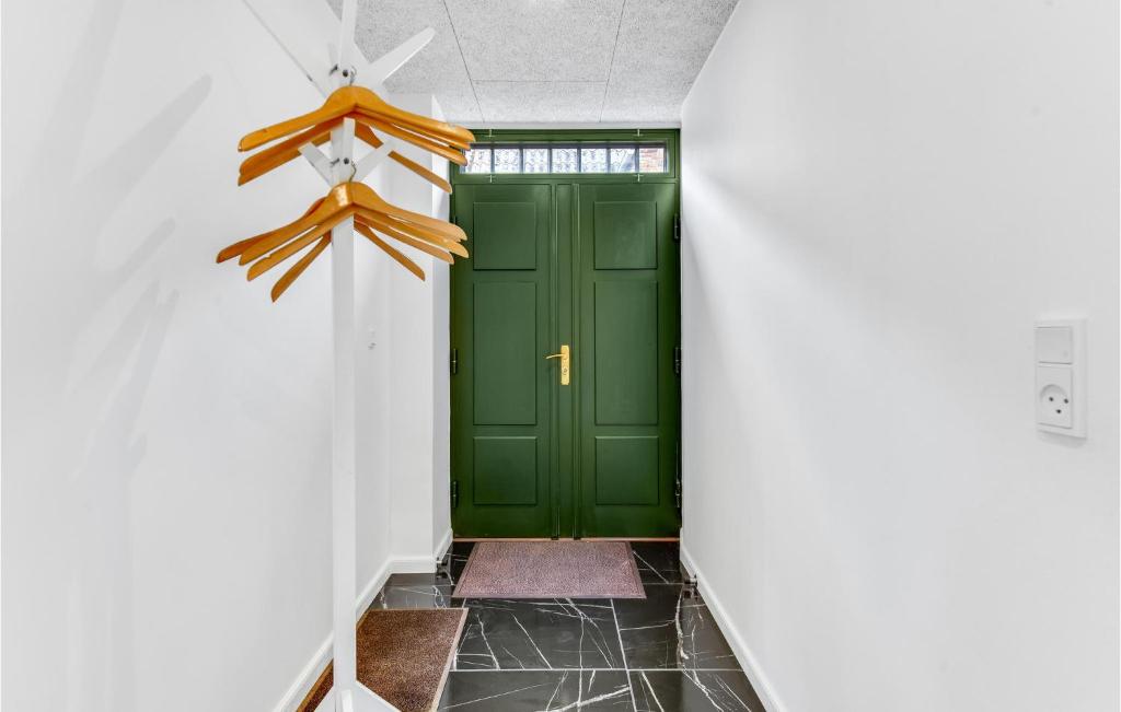 Fotografie z fotogalerie ubytování Pet Friendly Home In Højer With Kitchen v destinaci Højer