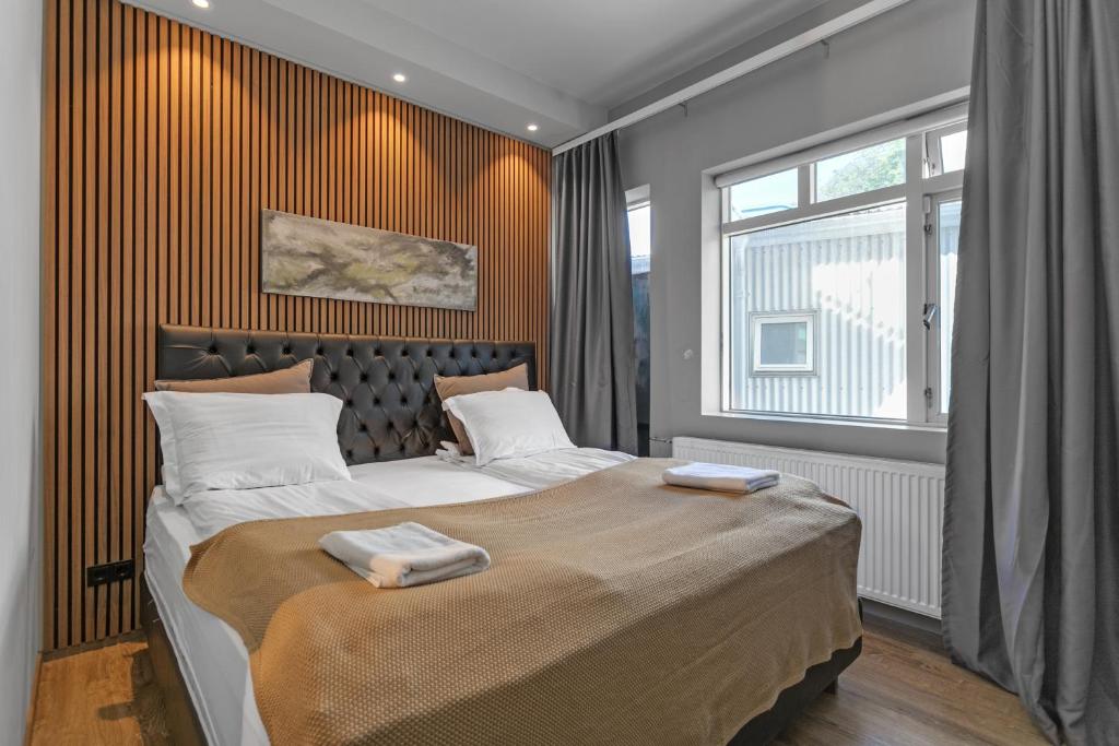 Heart of Reykjavik - Luxury Apartments - Two-Bedroom Deluxe Apartment