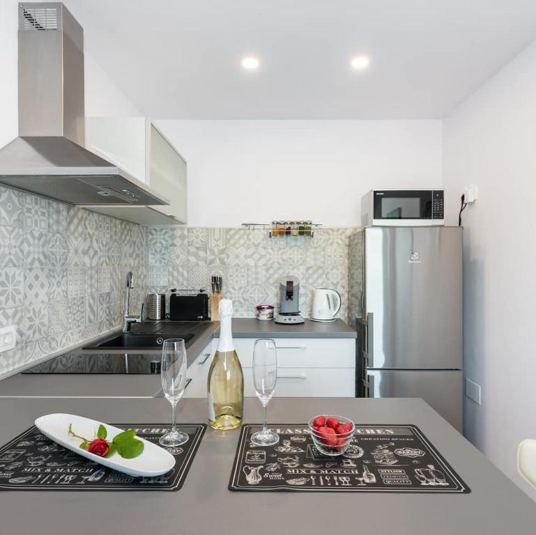 Kuchyňa alebo kuchynka v ubytovaní Apartment Mirella