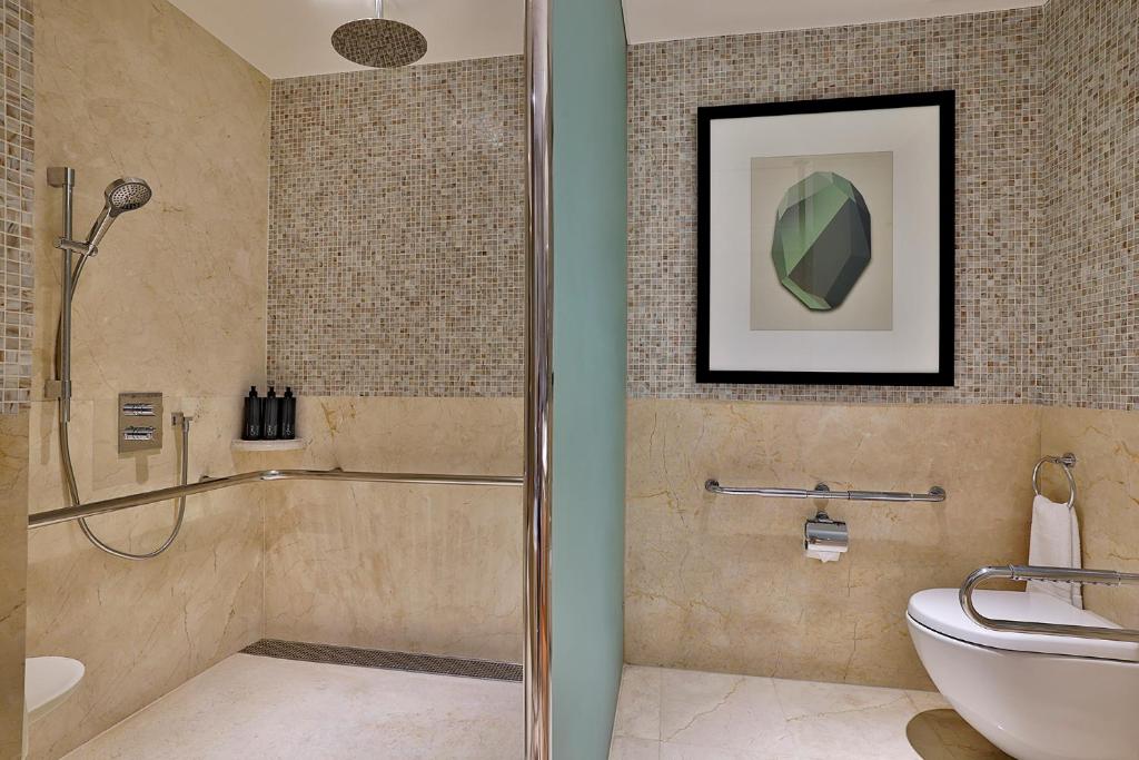 Koupelna v ubytování Waldorf Astoria Cairo Heliopolis