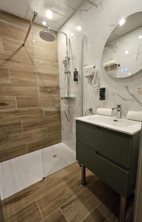 Koupelna v ubytování Brit Hotel Acacias