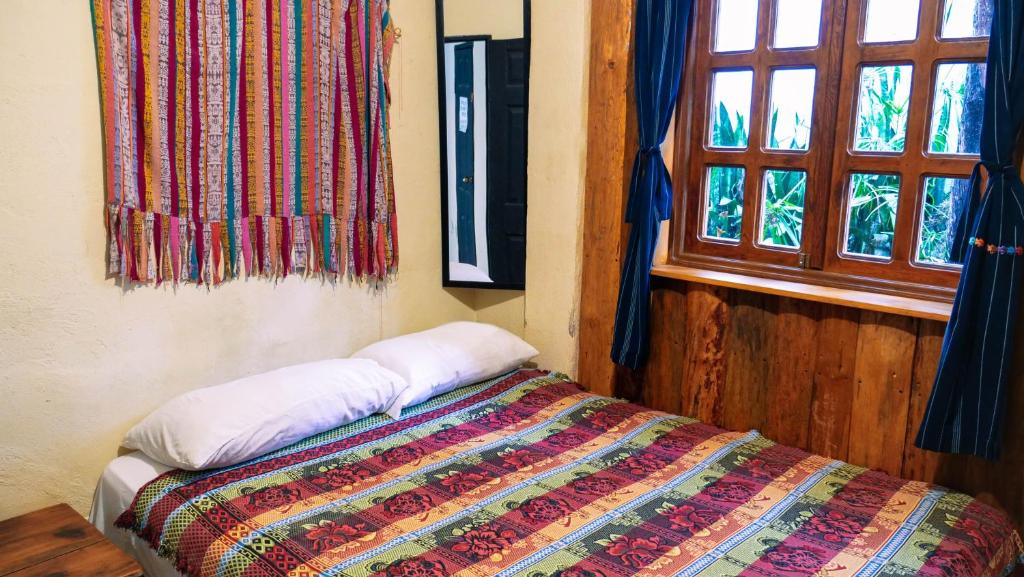ATI Hostel & Beach Club - Viervoudige Kamer Met Gedeelde Badkamer