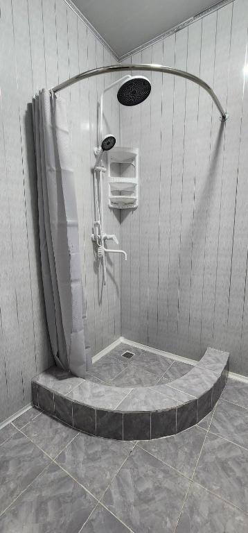 Koupelna v ubytování Sim-Sim Hostel
